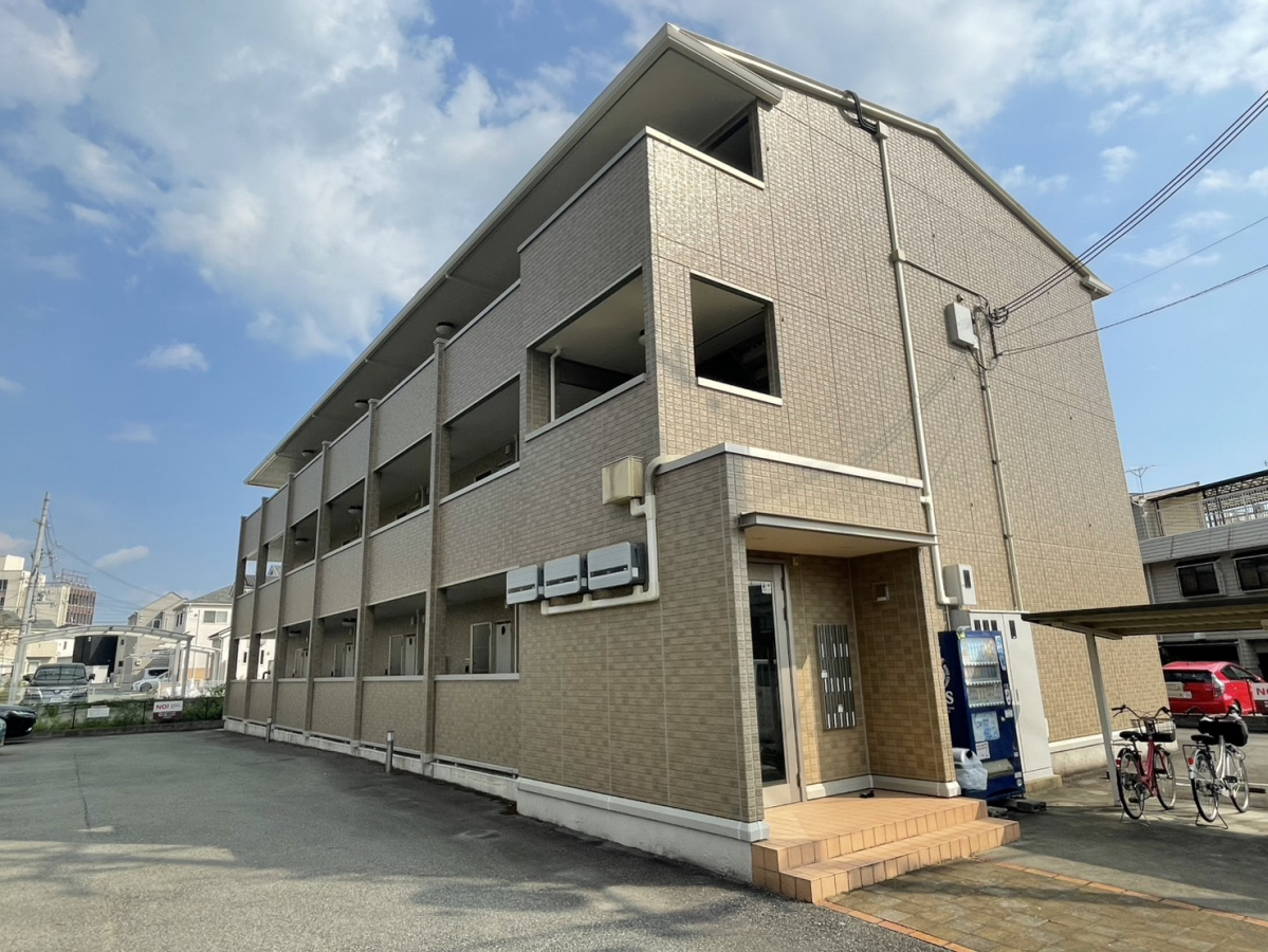 物件番号:1057217491 オートロック完備　システムキッチン　ウォークインクローゼット有り。