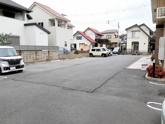 駐車場 写真12