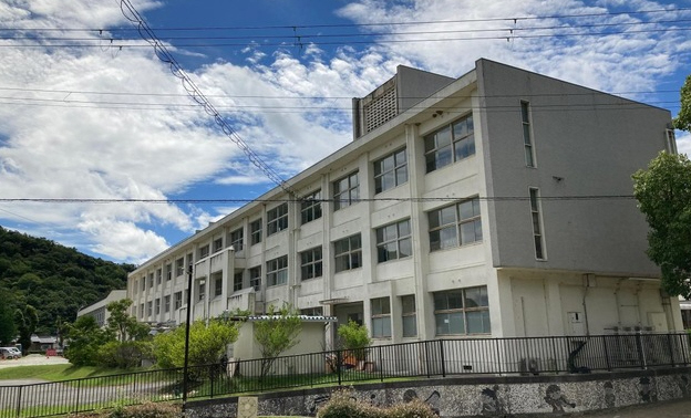 西脇小学校まで694m (徒歩9分) 写真21
