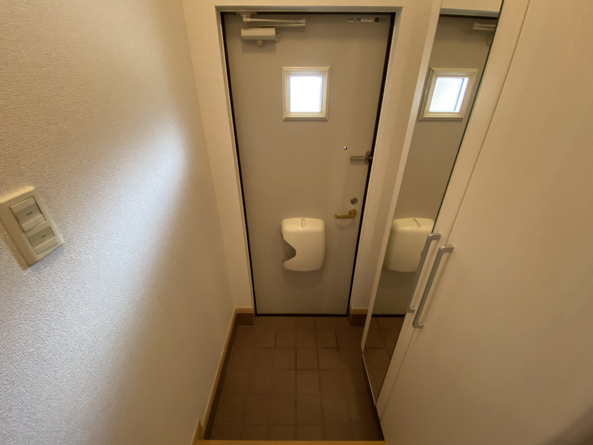 玄関 写真7