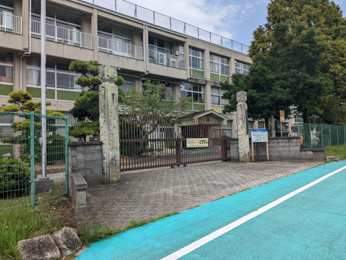 市場小学校まで1432m (徒歩18分) 写真21