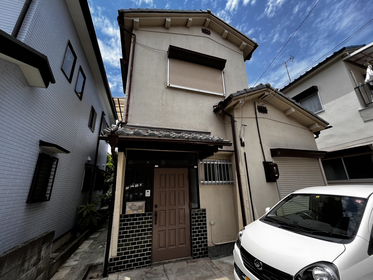 物件番号:1057233233 駐車場2台付きのペット飼育可能物件です☆広々３LDKの物件です♪