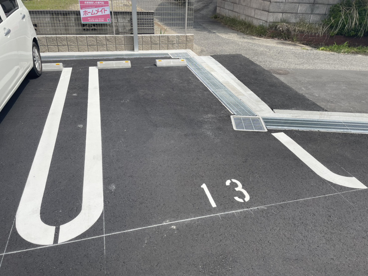 駐車場 写真10