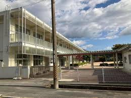 中町南小学校まで4177m (徒歩53分) 写真21