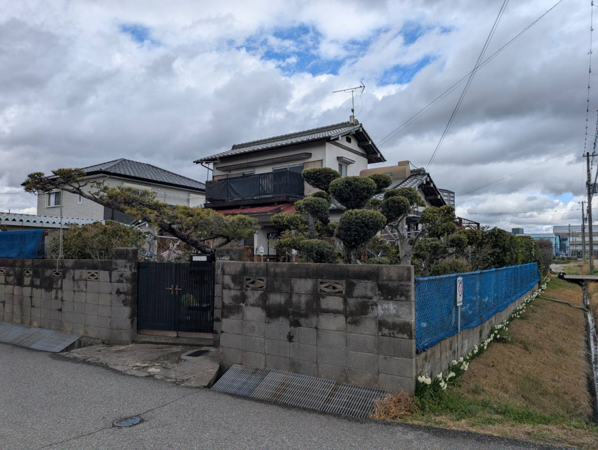 平岡町新在家戸建