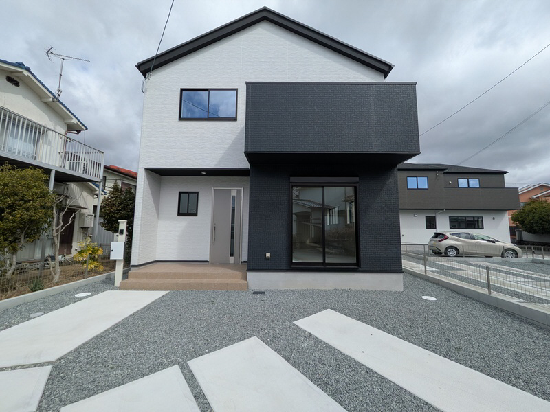 三木市緑が丘町西2丁目part1 1号棟