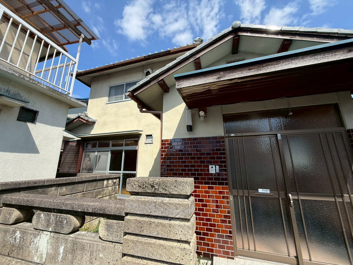 北条町東南貸戸建