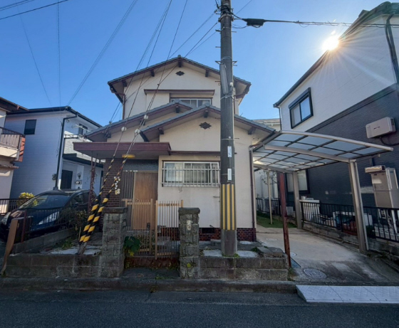 平岡町土山戸建