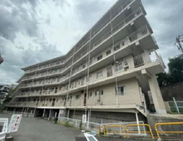 マンション朝霧２号館