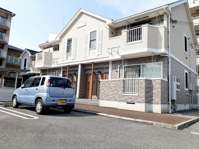 ハイツラフレシール