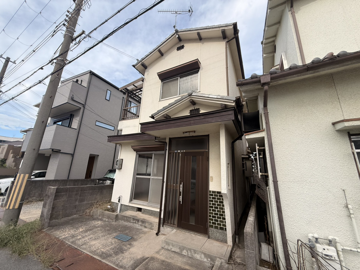 平岡町新在家戸建