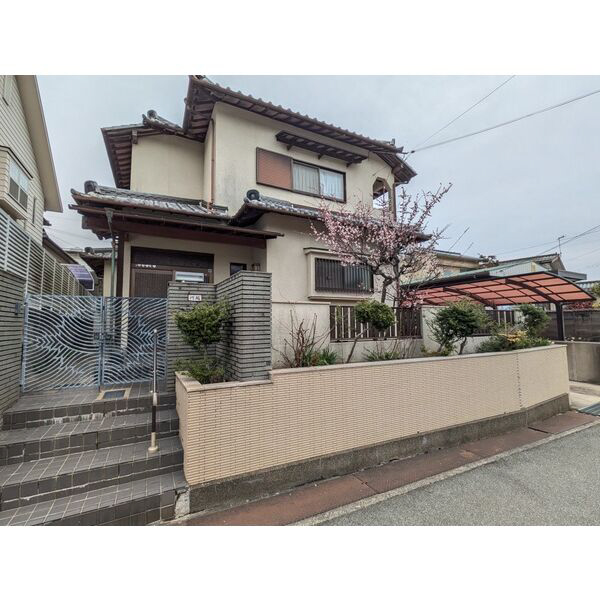 加古川市上荘町都台1丁目貸家
