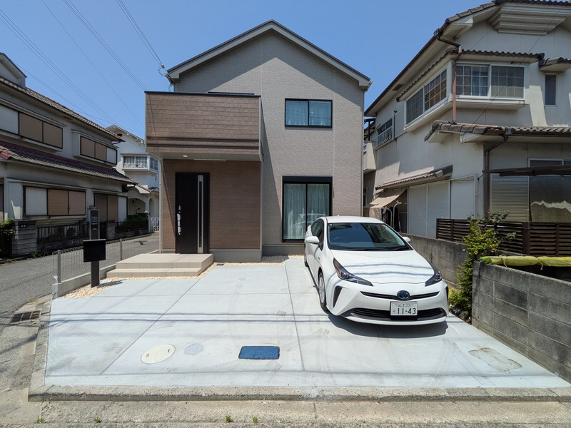加古川市東神吉町出河原戸建