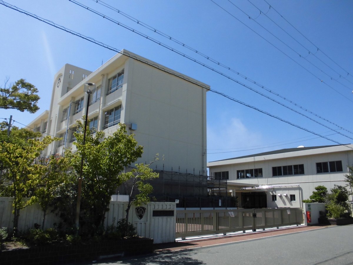 播磨南小学校まで734m (徒歩10分) 写真21