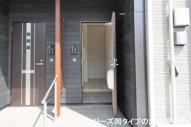 玄関 写真7