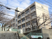 王塚台中学校まで670m (徒歩9分) 写真22
