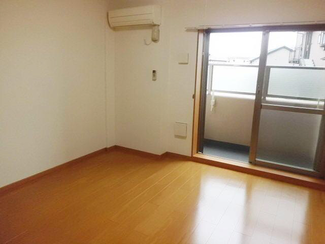 居室 写真2