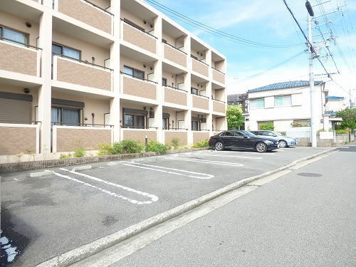 駐車場 写真3