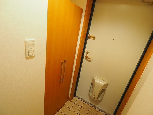 玄関 写真7
