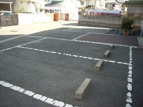 駐車場 写真12