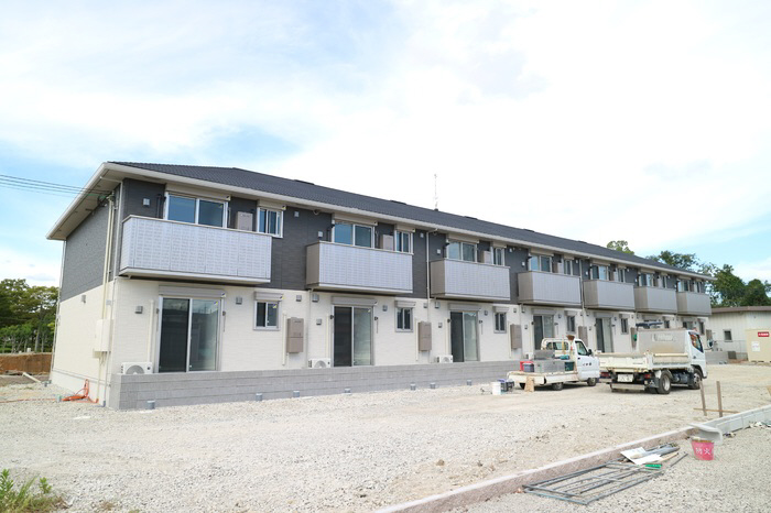 物件番号:1057207529 ペットと一緒に過ごせる物件です♪インターネット無料！市役所すぐ近くです☆