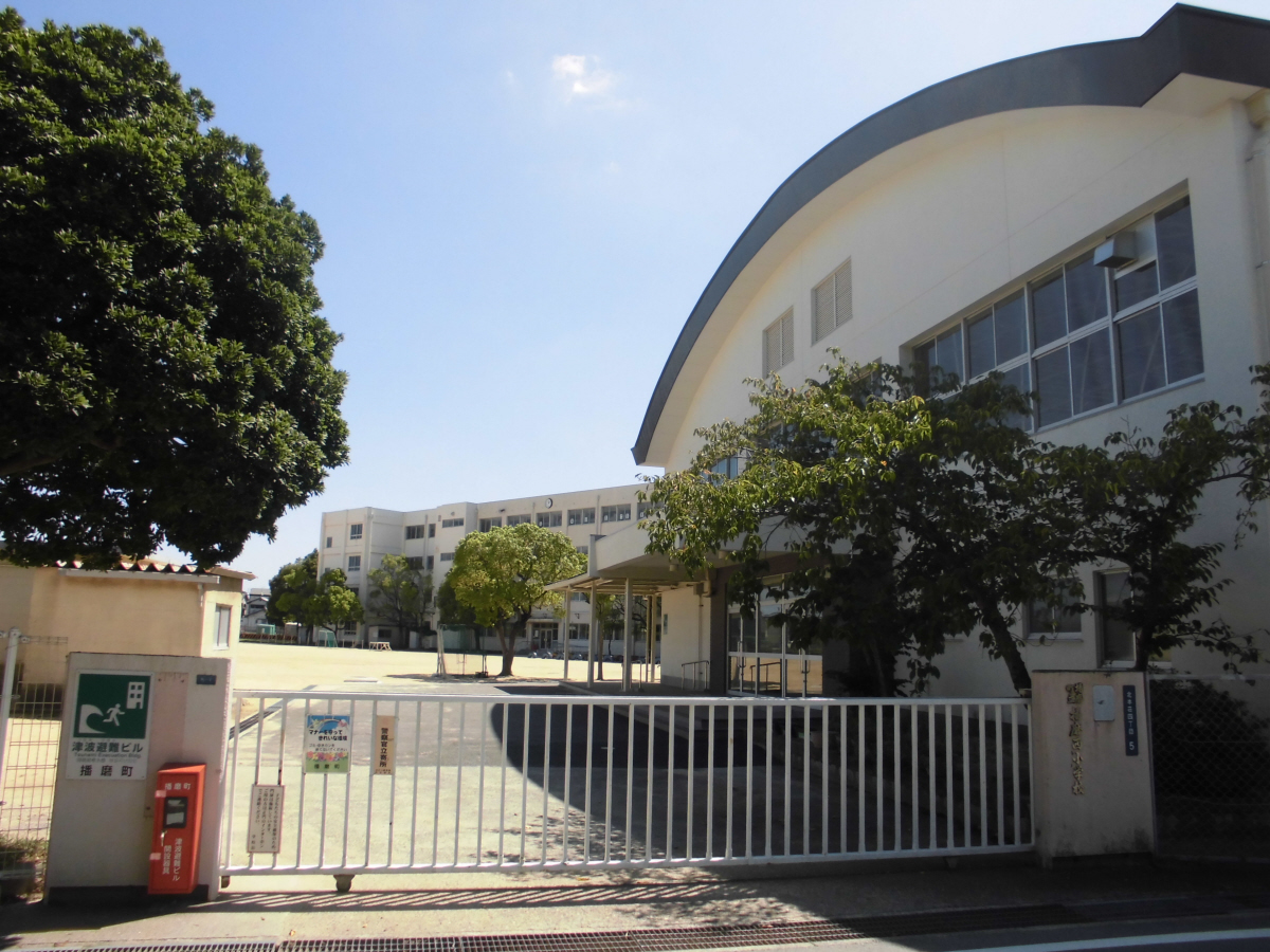 播磨西小学校まで394m (徒歩5分) 写真21