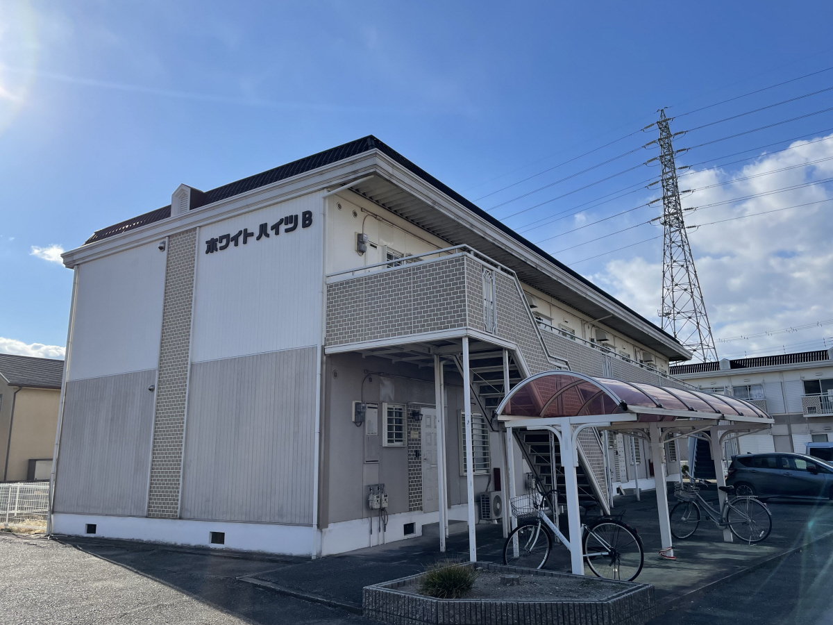 ホワイトハイツB棟