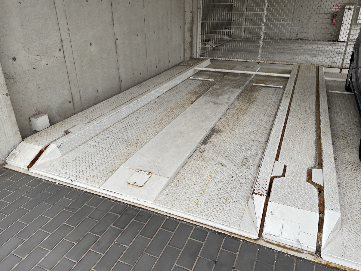 駐車場 写真3
