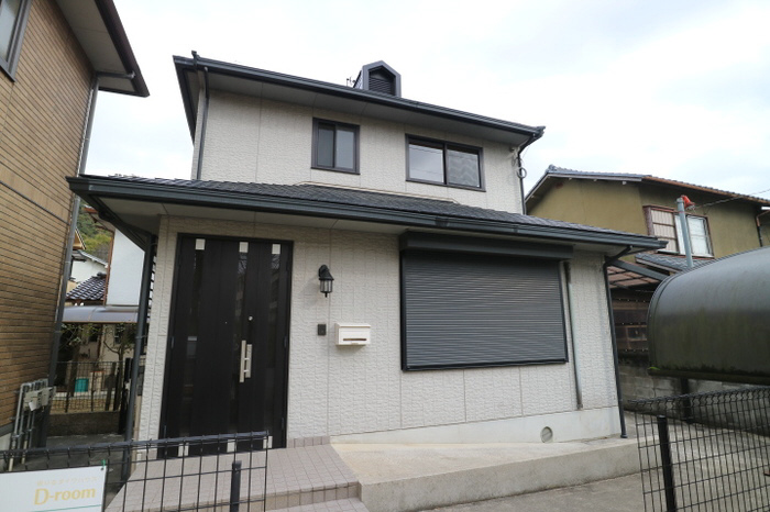 物件番号:1057223025 ペット飼育OKです！人気のシステムキッチンです♪駐車場1台無料☆