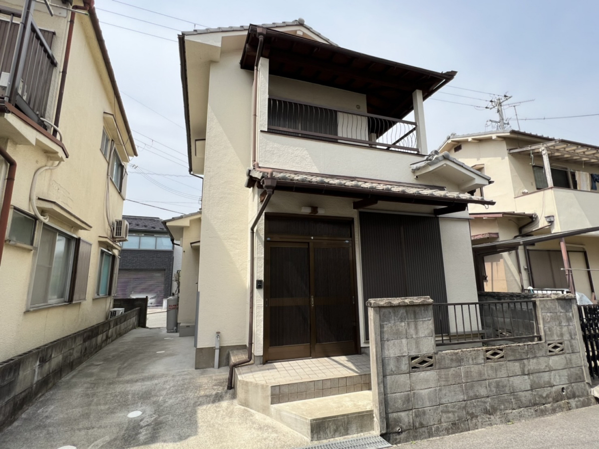 川原邸
