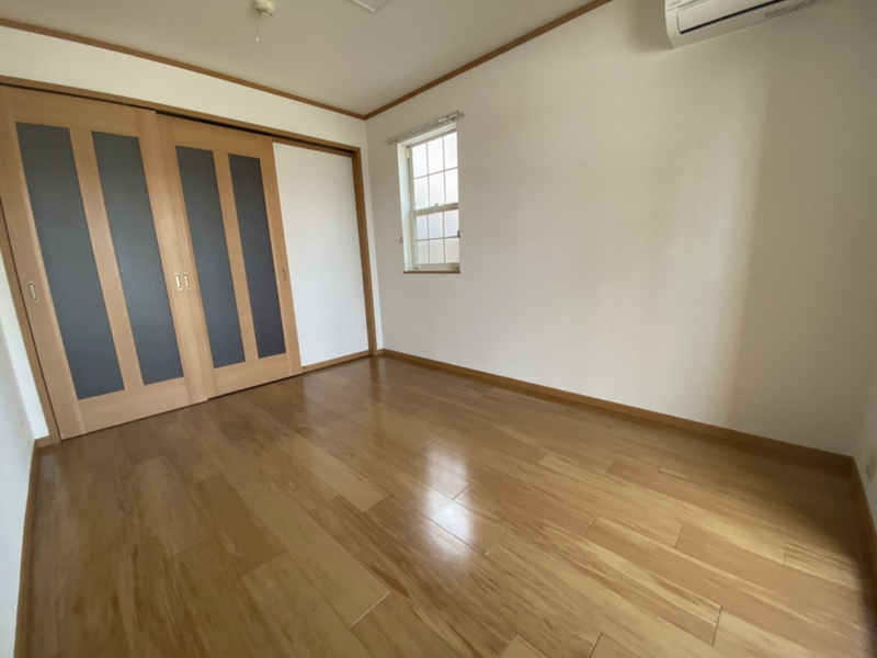 居室 写真16