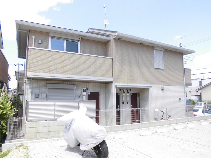 物件番号:1057211366 志染駅まで徒歩3分。インターネット無料物件。ALSOKセキュリティー付き!