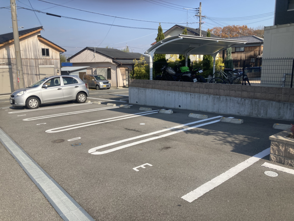駐車場 写真10