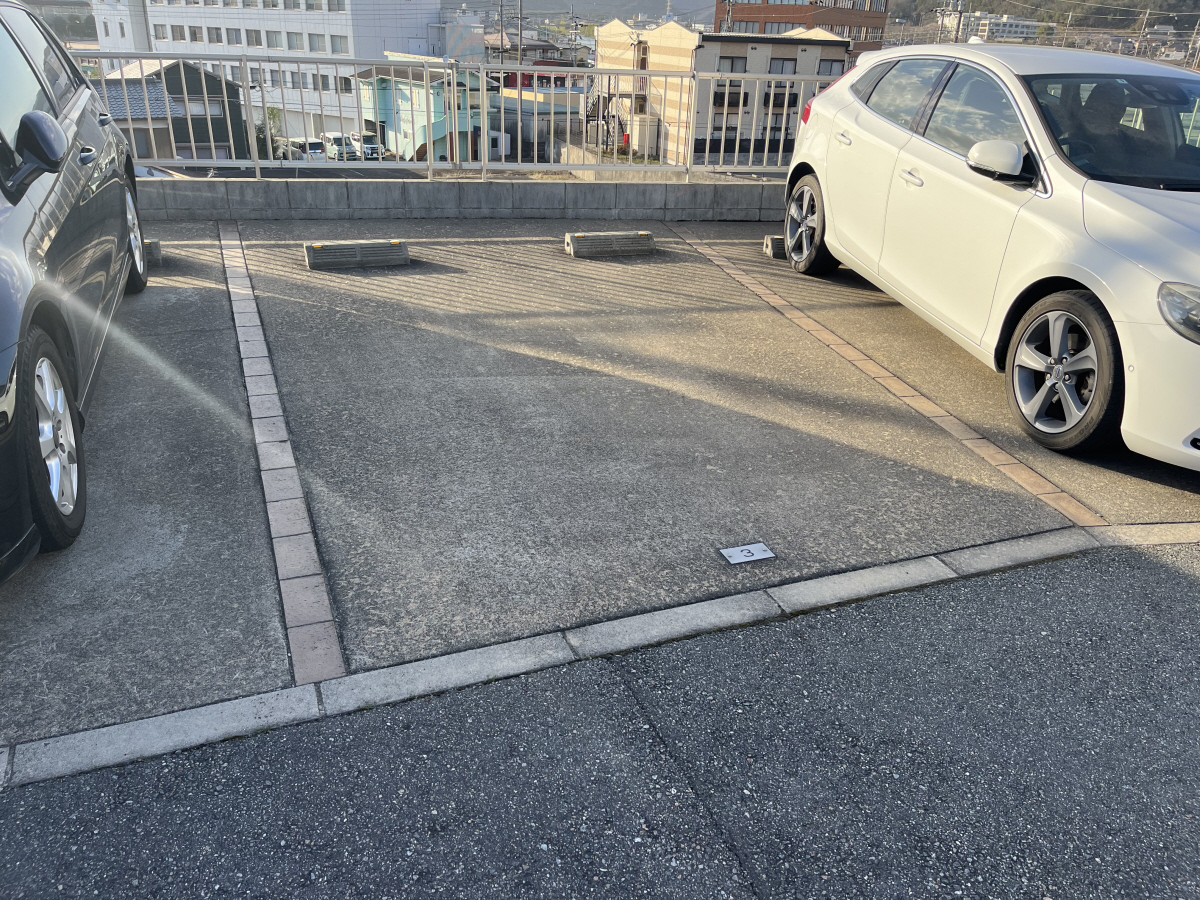 駐車場 写真4