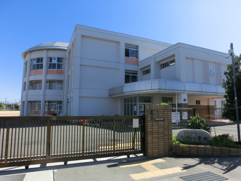 川西小学校まで876m (徒歩11分) 写真21