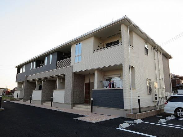 物件番号:1057244465 バス停近く交通便利!人気のウォークインクローゼット付き!設備充実♪