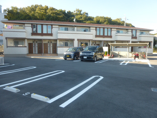 物件番号:1057249383 新婚さんにおすすめ物件☆　女性に嬉しいウォークインクローゼット！！