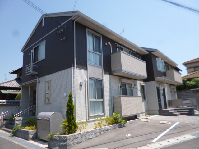 物件番号:1127265157 志染駅徒歩6分☆ オール電化・エアコン・浴室乾燥など充実の内容です!