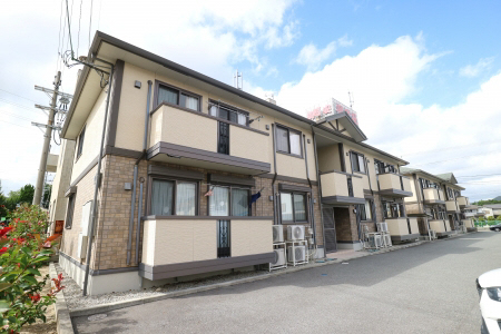 物件番号:1057245814 独立キッチンでお料理も楽々！！広い間取りでファミリー様にも人気！